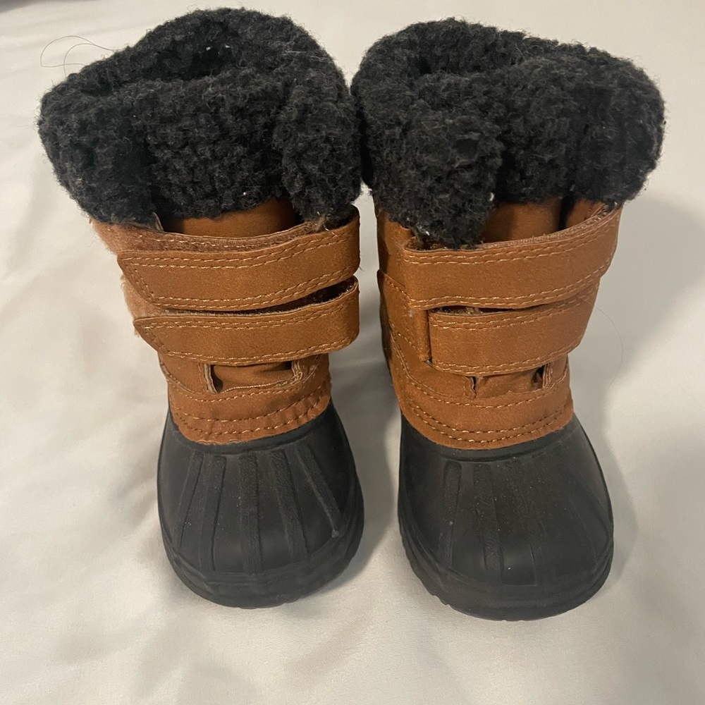 Source Unknown Kids Boots in Brown and Black
